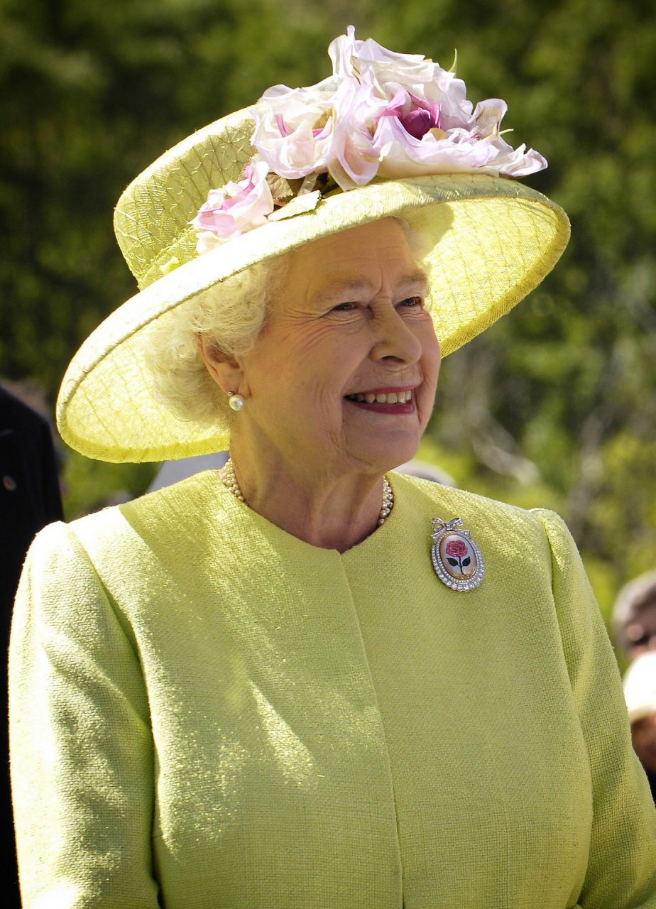 reine Elizabeth II (crédits image : Image par WikiImages de Pixabay)