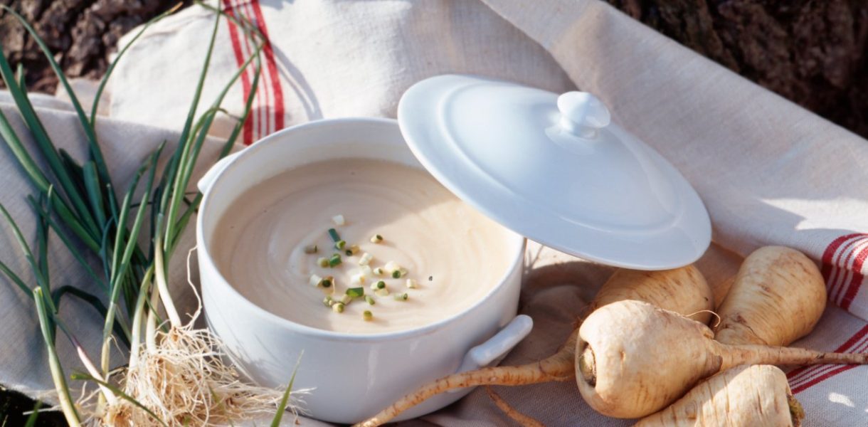 veloute de panais a la ciboule