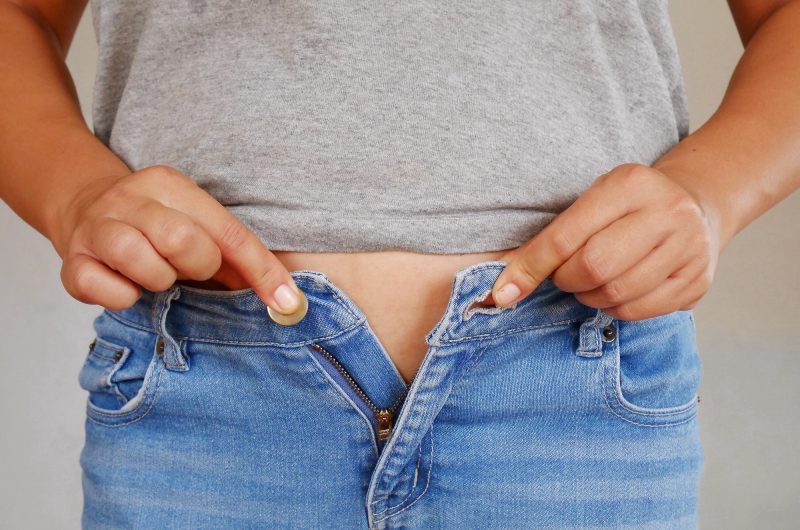 Brûler la graisse du bas du ventre : 5 exercices à faire chez vous pour un ventre plat