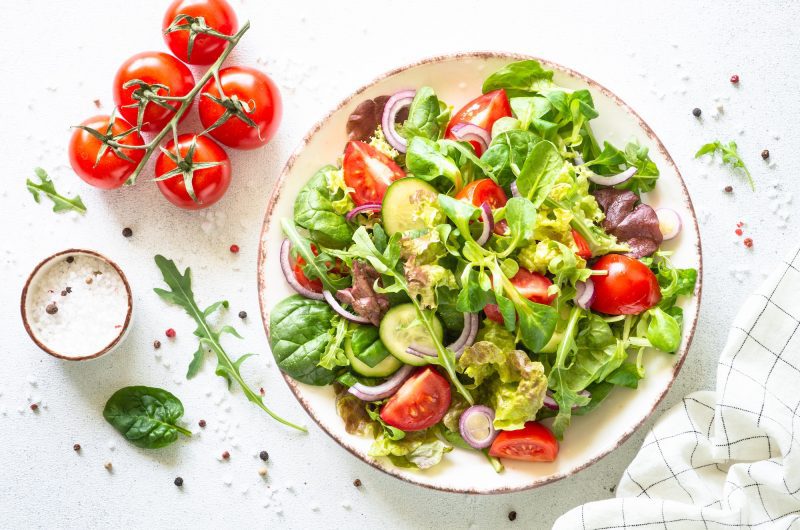 10 idées de salades composées pour sublimer vos étés