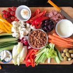 Pourquoi vous devriez éviter de manger des crudités le soir