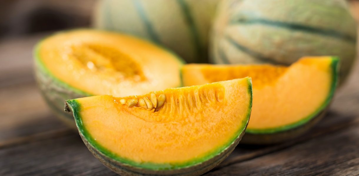 Une astuce surprenante pour faire mûrir un melon à la perfection et le rendre délicieusement sucré