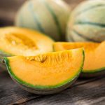 Une astuce surprenante pour faire mûrir un melon à la perfection et le rendre délicieusement sucré