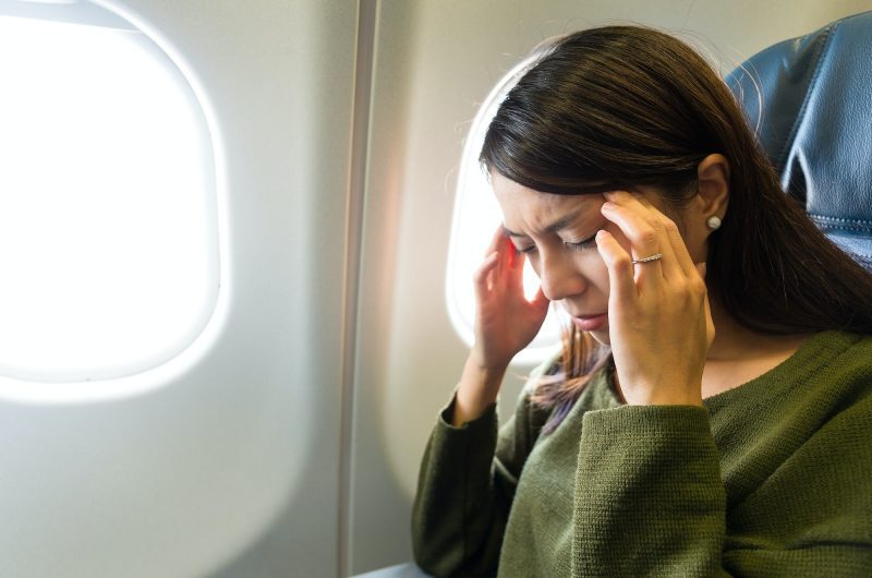 Voici la technique simple pour dire adieu aux douleurs d'oreilles en avion