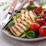 La Magie du Halloumi Grillé : 3 Recettes Incontournables pour Sublimer vos Barbecues