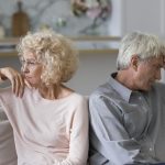 Le divorce gris : une tendance grandissante de la séparation chez les seniors