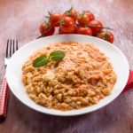 Le Risotto à la Tomate : une recette savoureuse à petit prix !
