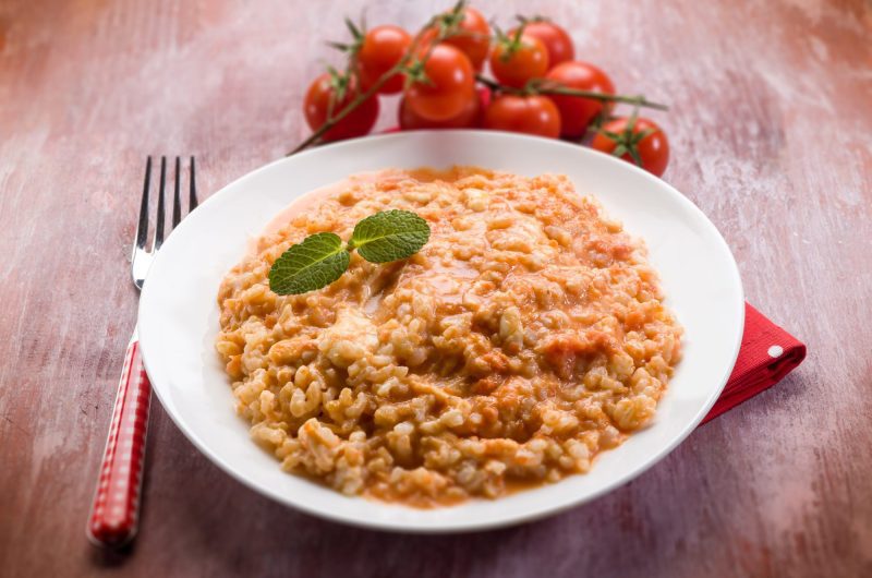 Le Risotto à la Tomate : une recette savoureuse à petit prix !