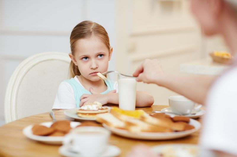 Voici les raisons derrière le fait que votre enfant soit difficile à nourrir !