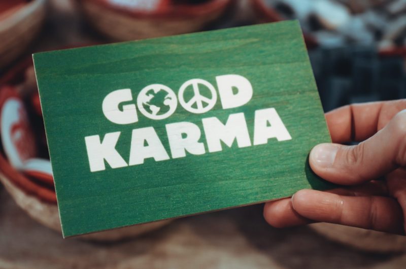 Les 12 lois du Karma pour transformer votre vie et être plus heureux