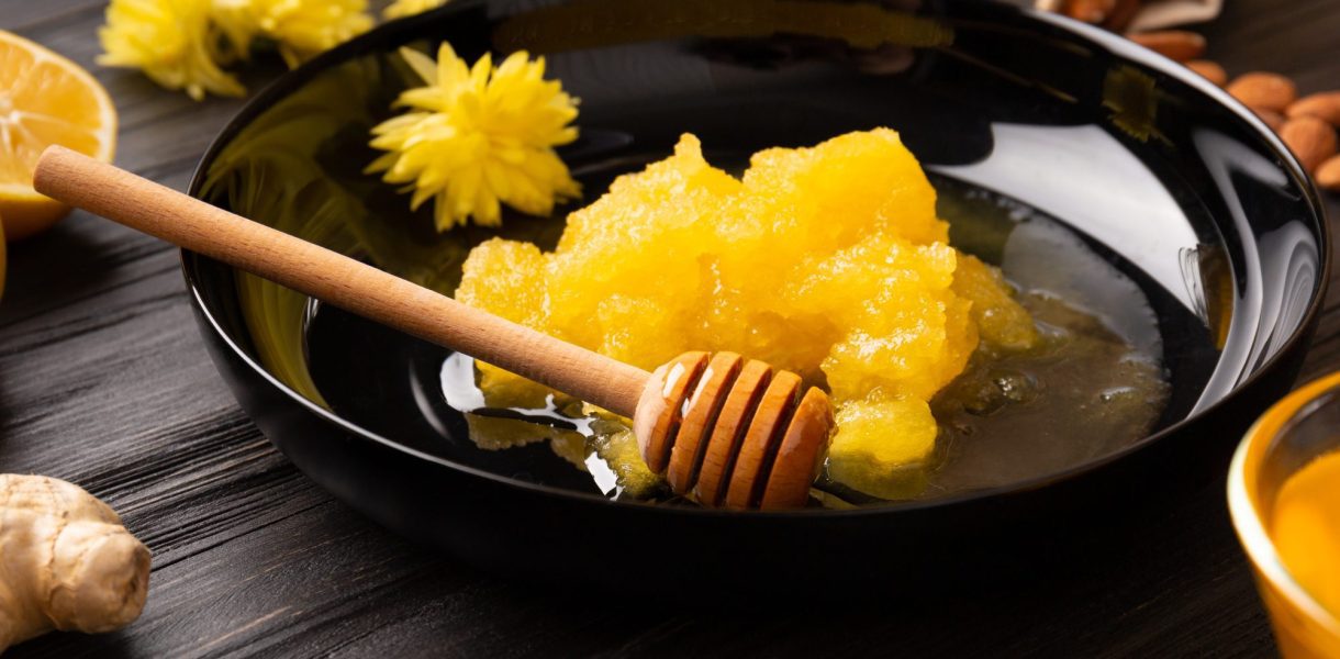 Miel cristallisé : une pépite gastronomique méconnue qui mérite d'être explorée !