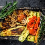 Quelle est la durée de cuisson recommandée pour les légumes au four ?