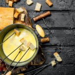 La fondue : plat d'origine savoyarde ou suisse ? Mettons fin au débat !