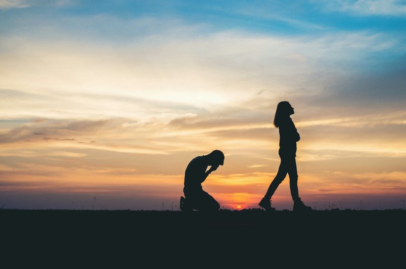 Optimiser une rupture amoureuse : le guide pour transformer l'échec en réussite personnelle
