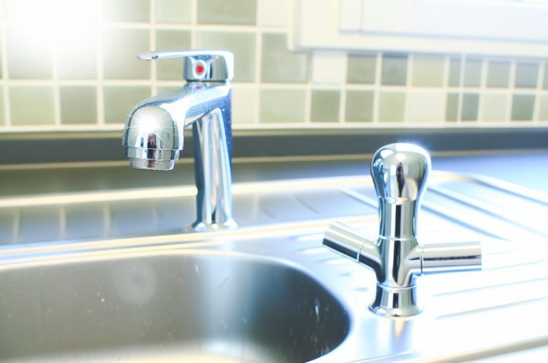 Éliminez le calcaire de vos robinets sans effort grâce à nos astuces infaillibles !