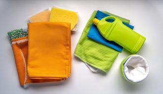 Créez vos propres lingettes nettoyantes lavables et réutilisables : un geste écologique et économique